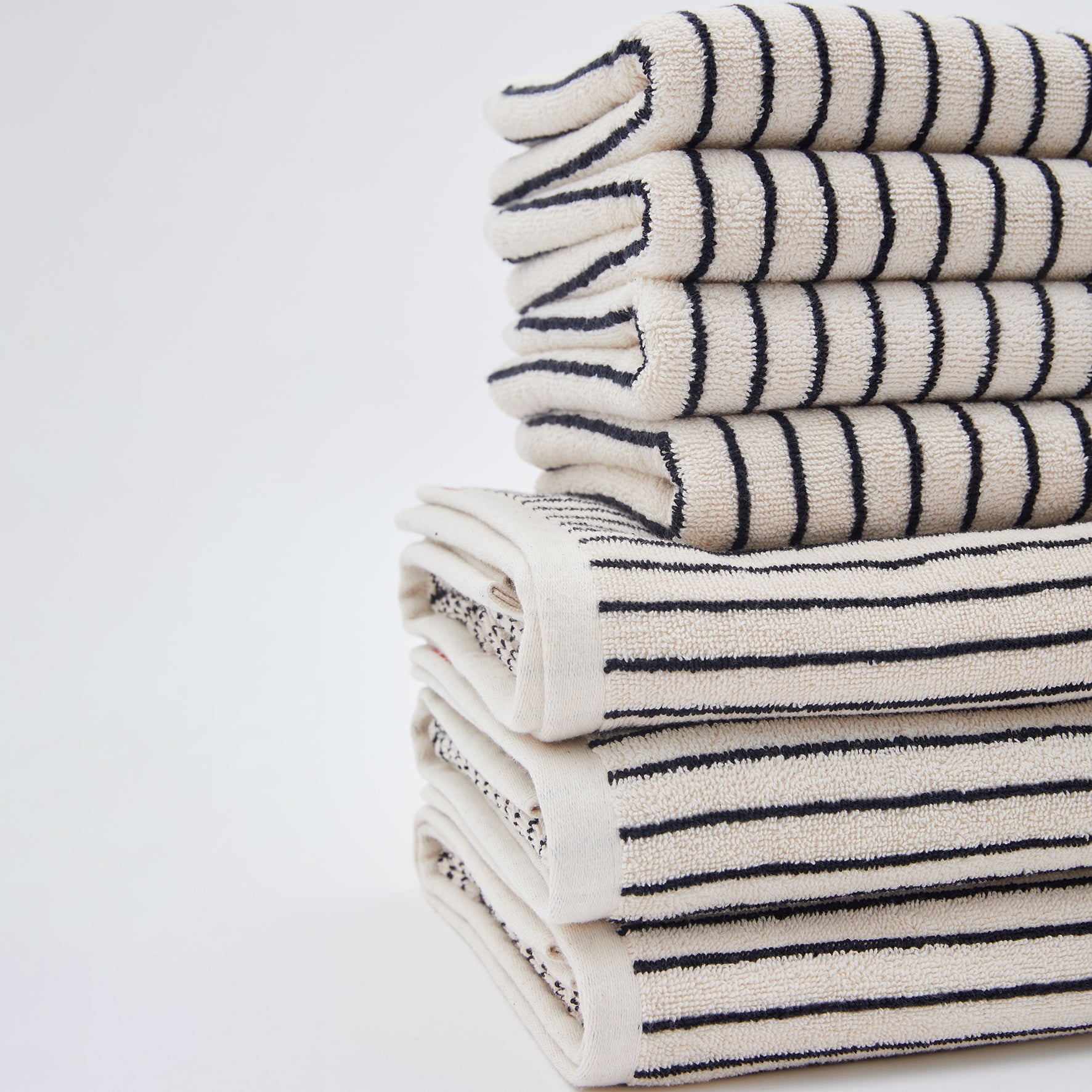 Creative Ways to Style Striped Towels in Your Home Decor