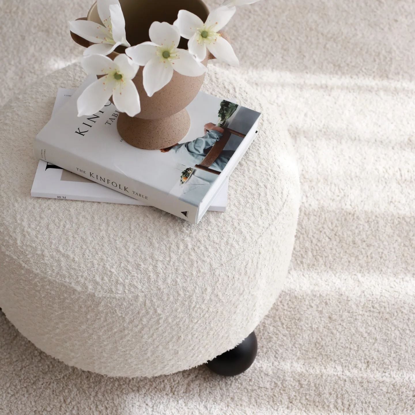 Judy Round Pouf with Wooden Legs