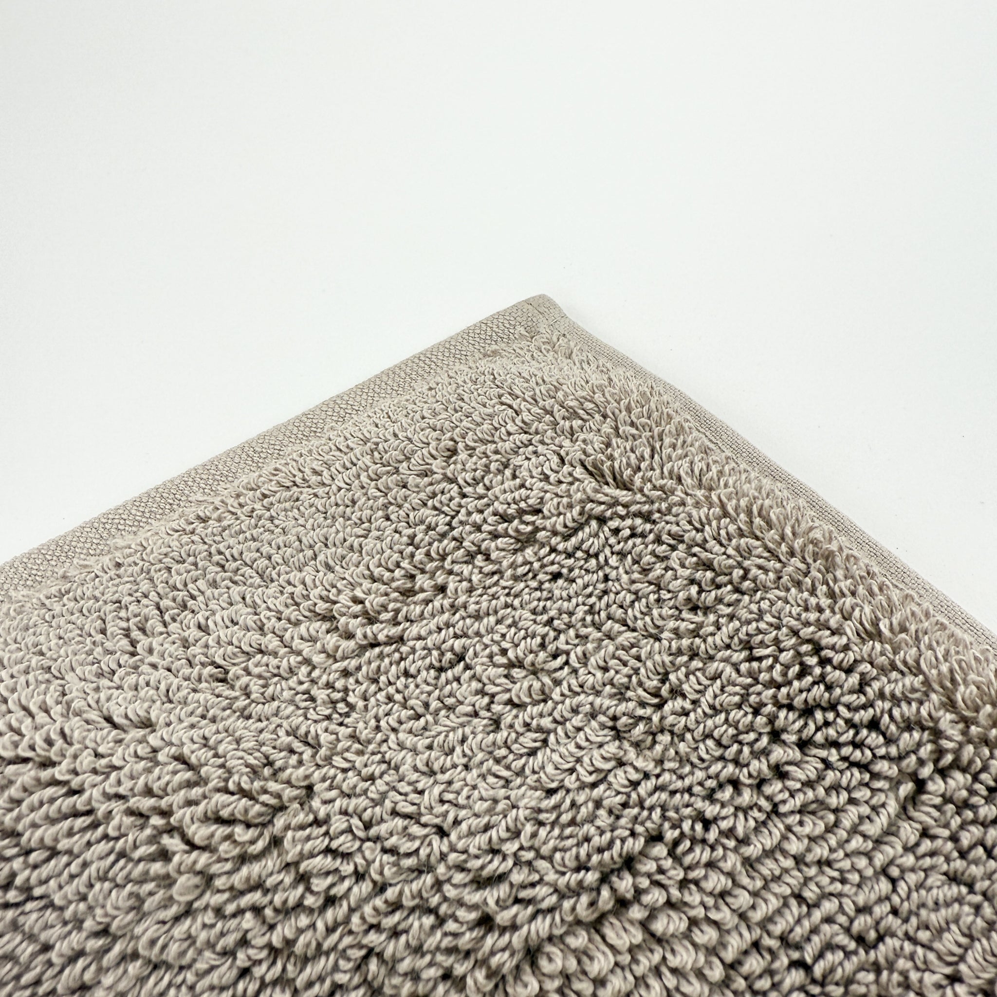 Luxury Bath Towels and Bath Mats