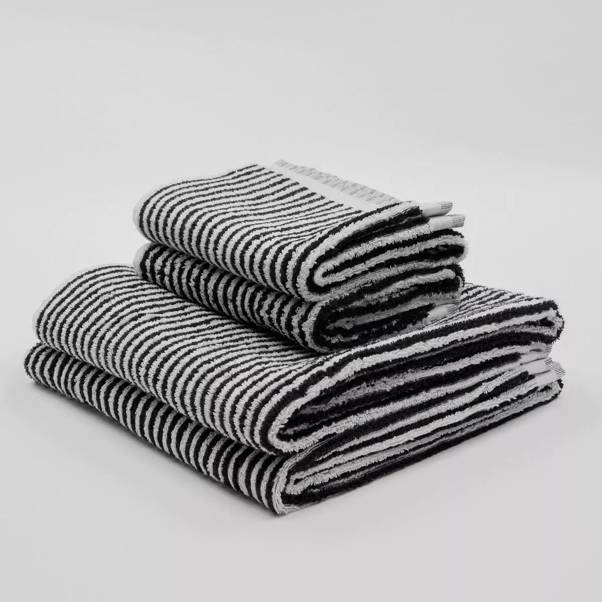 Black and beige bath towels sale