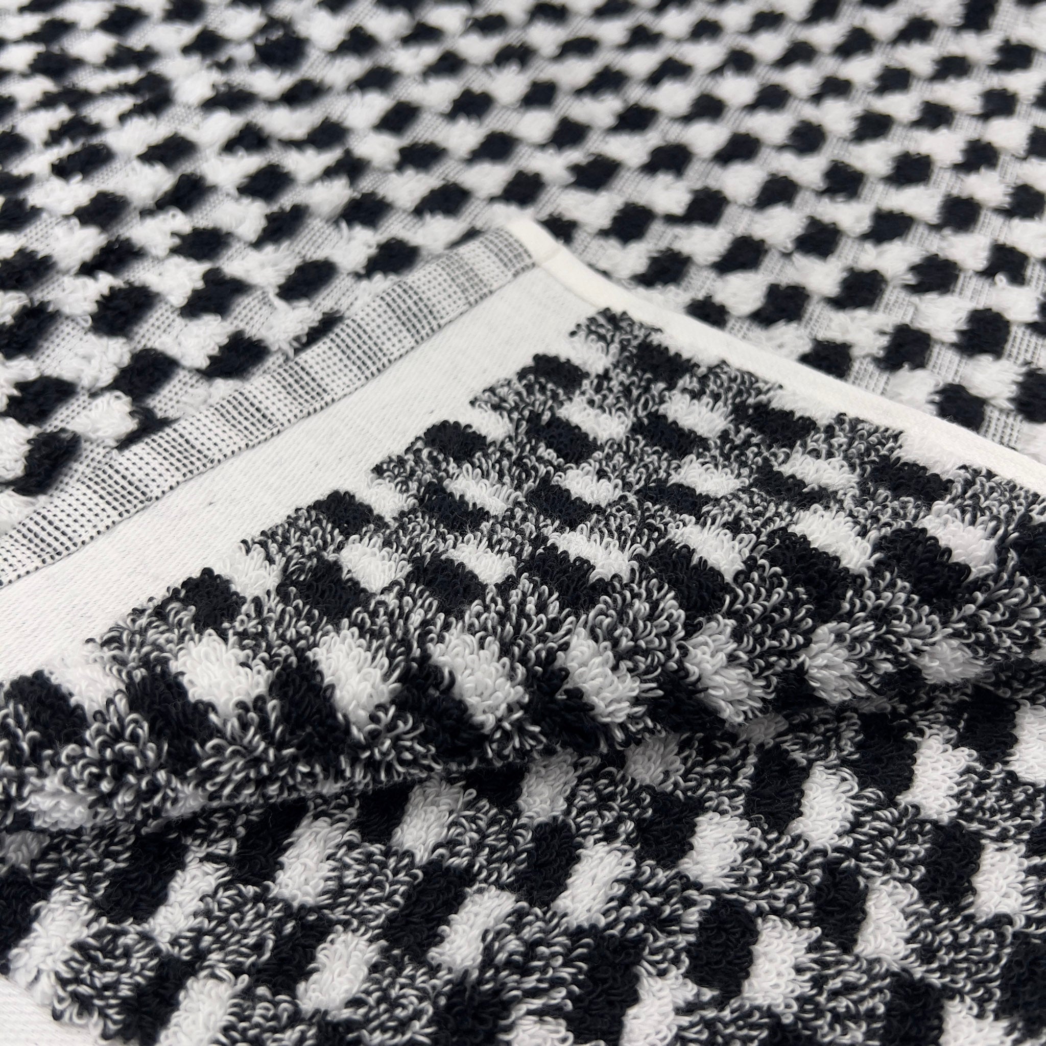 Ruth Dots Turkish Bath Towel With Finished Edge