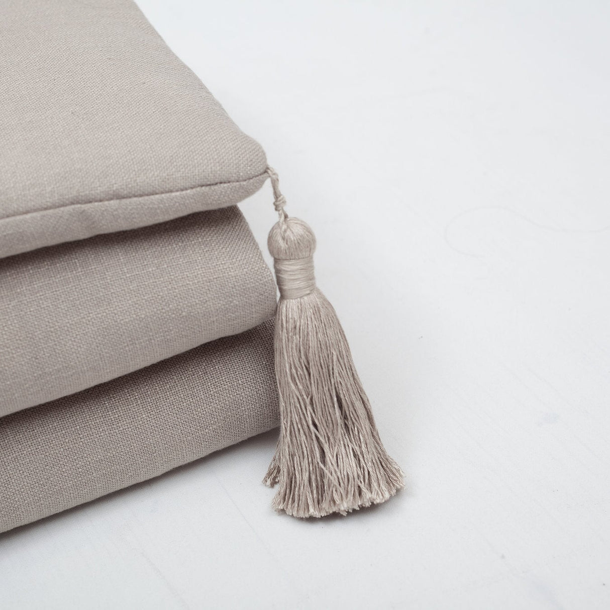 100% Linen Tasseled Bed Runner