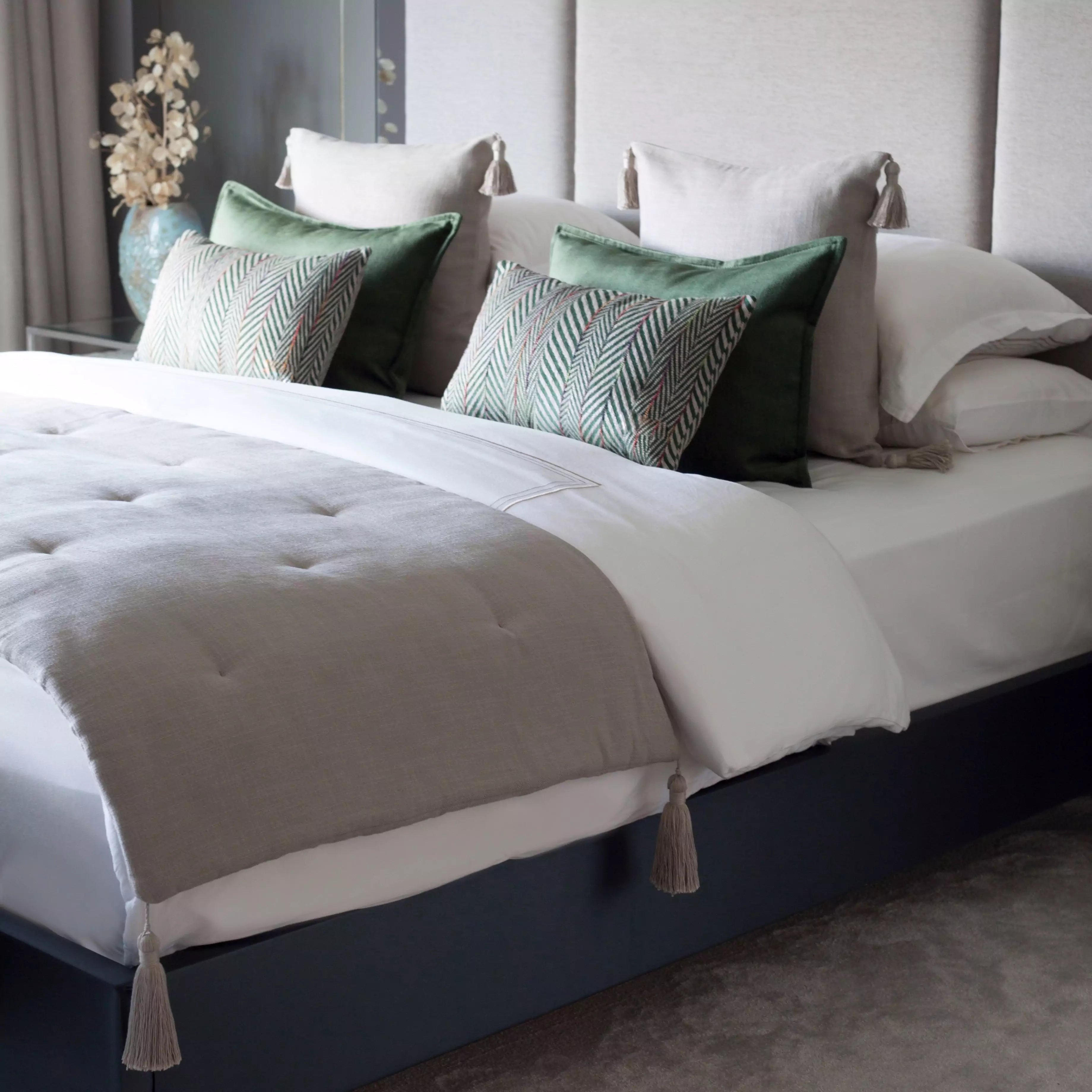 Bed Runner and 6 Pieces Green and Beige Pillow Set
