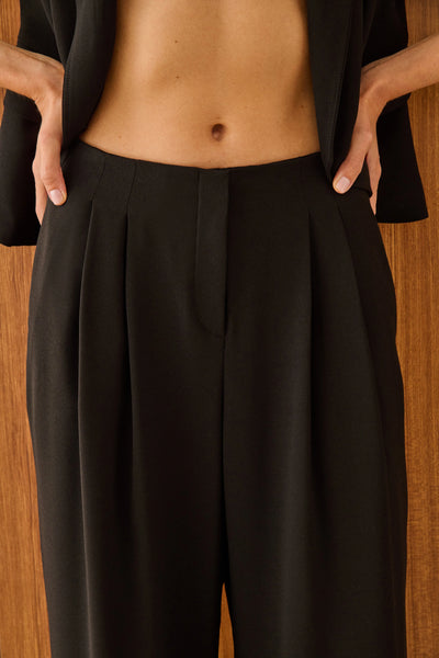 Noir Structure Wide-Leg Trousers