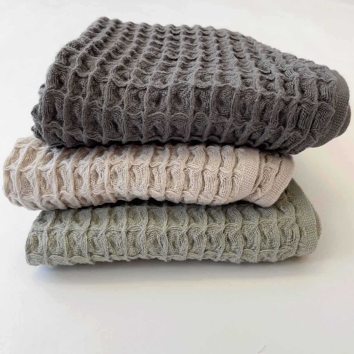 OLIVIA WAFFLE WEAVE TOWELS – The Loomia