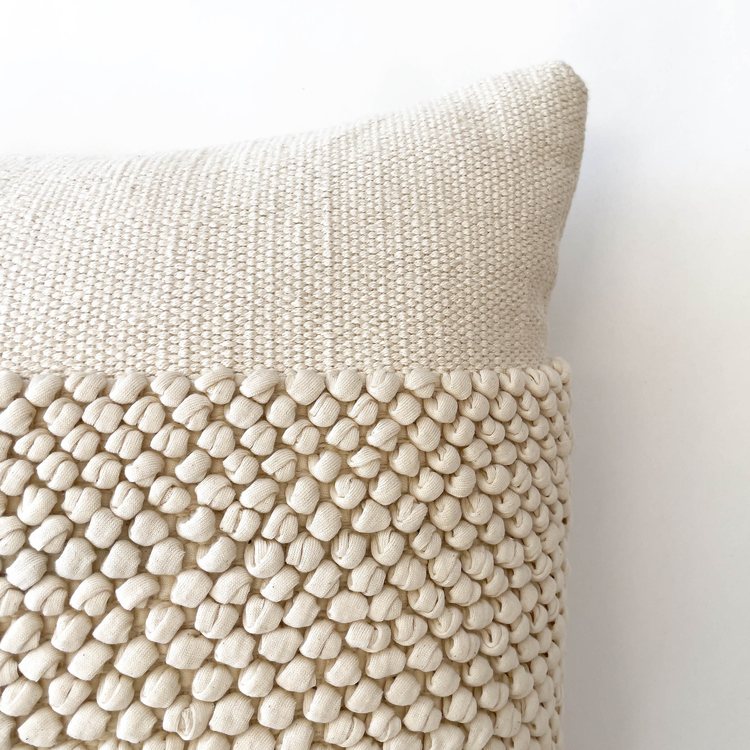 KELLY HANDWOVEN PILLOW - The Loomia