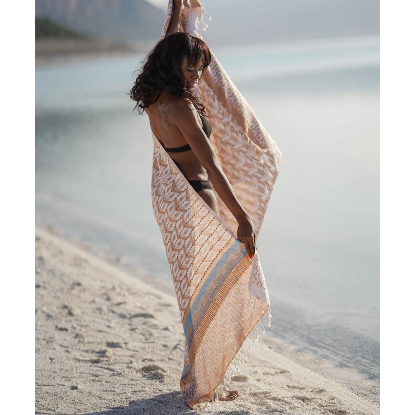 Estrella Turkish Beach and Pool Towel - The Loomia