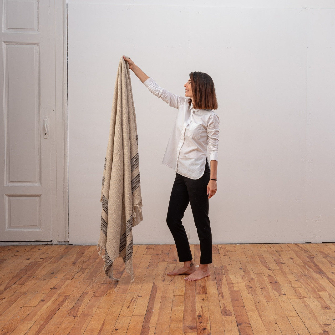 Farida | Linen and Turkish Cotton Throw Blanket - The Loomia