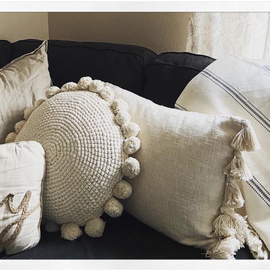 Stacey Round Throw Pillow - The Loomia