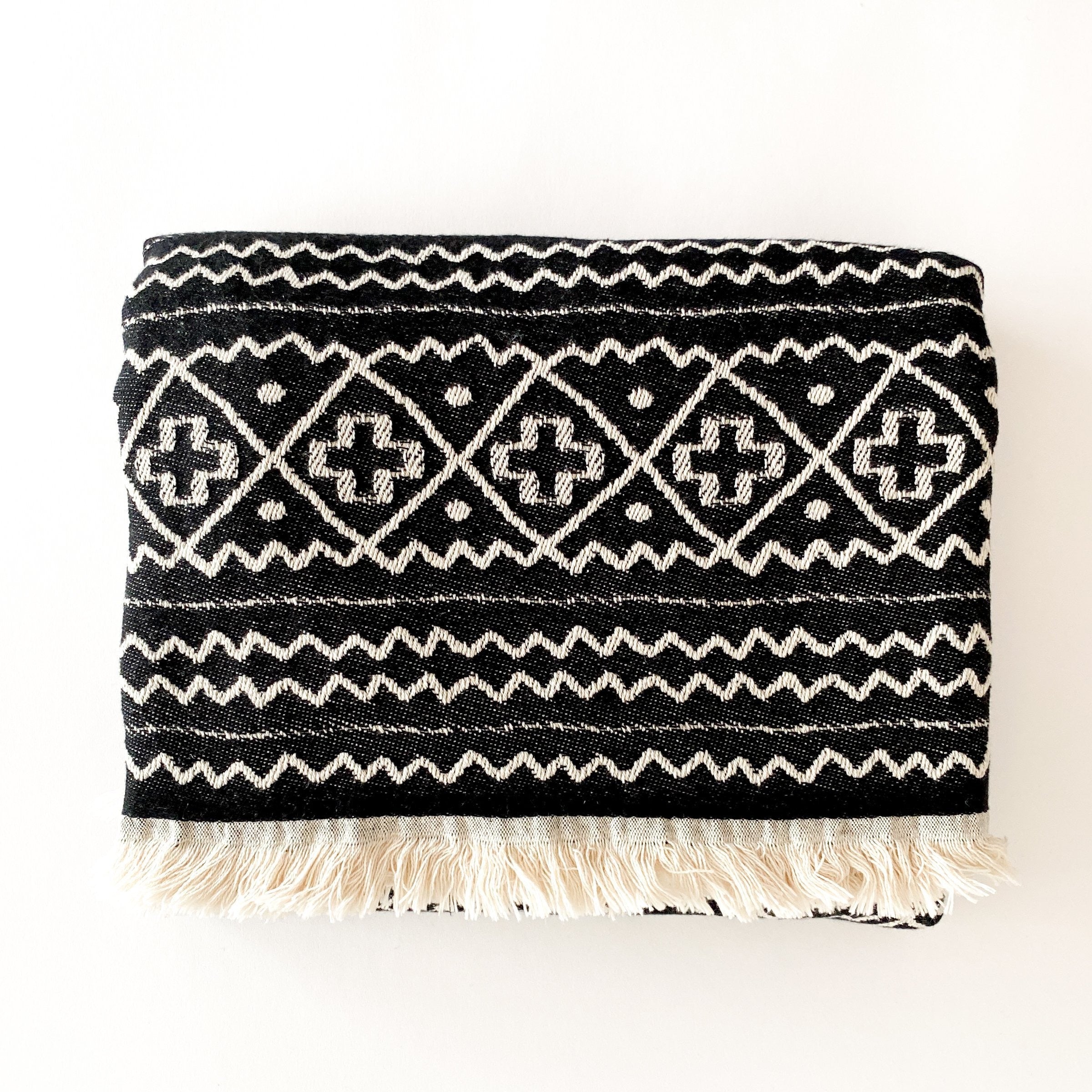 Moon | Black and White Geometric Motif Throw-Blanket - The Loomia